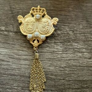 Vintage Gold Brooch with Pearls and Tassel